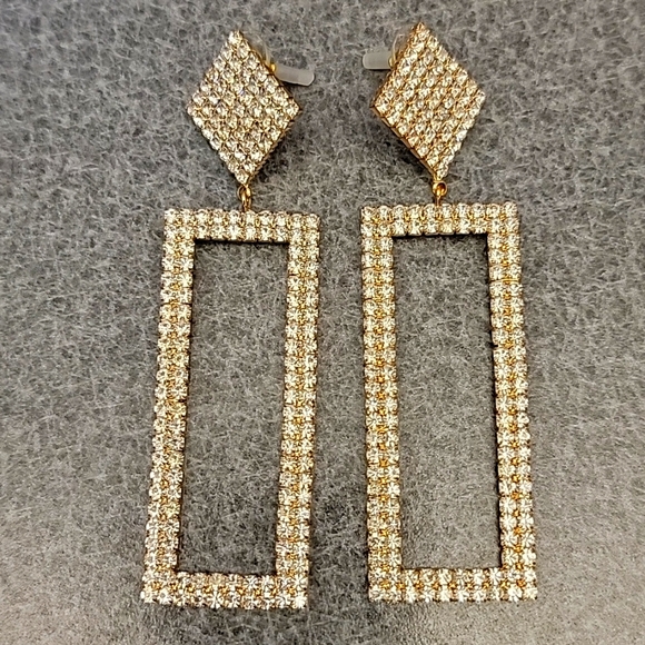 Gorgeous Rectangular Shapped Rhinestone Dangle Earrings - Picture 1 of 1